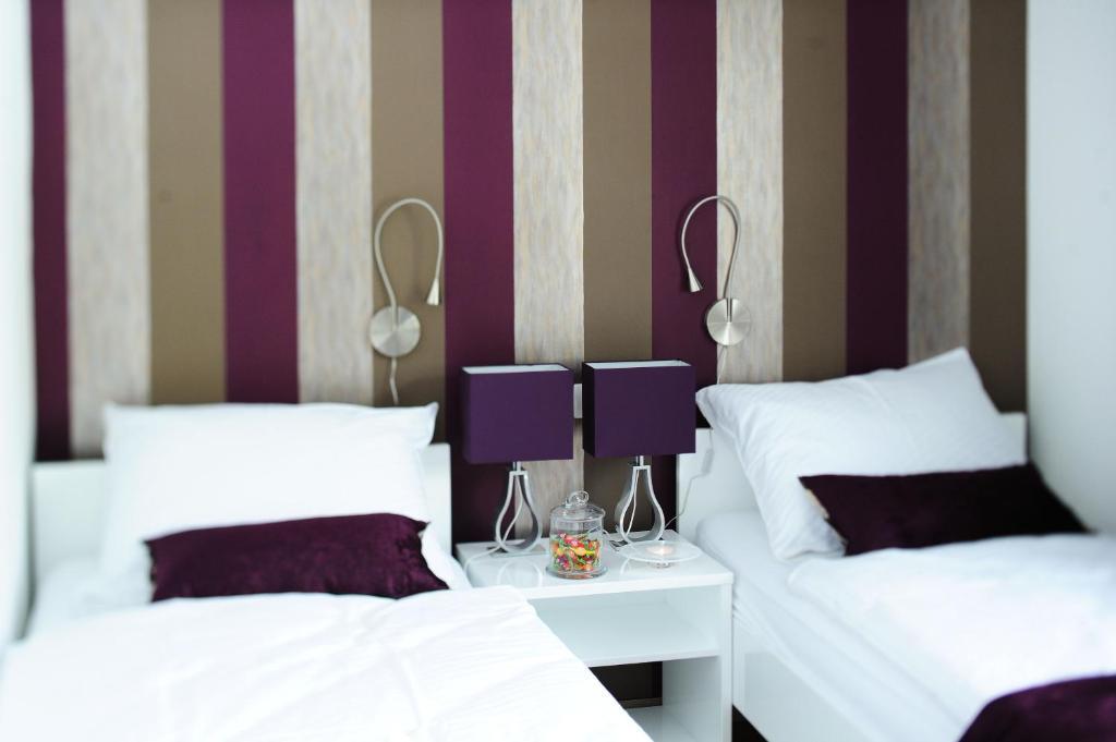 Garni Hotel Azur Laibach Zimmer foto