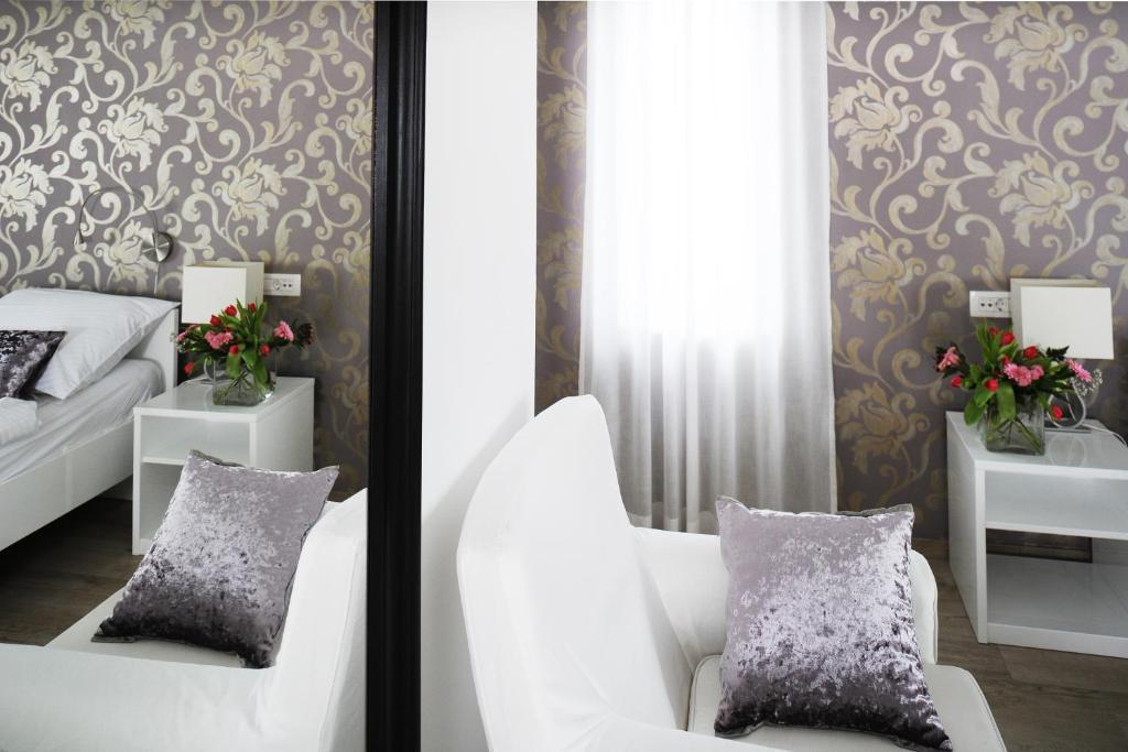 Garni Hotel Azur Laibach Zimmer foto